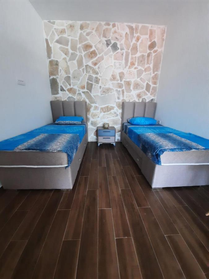 Apartments Kingfisher Virpazar Eksteriør billede