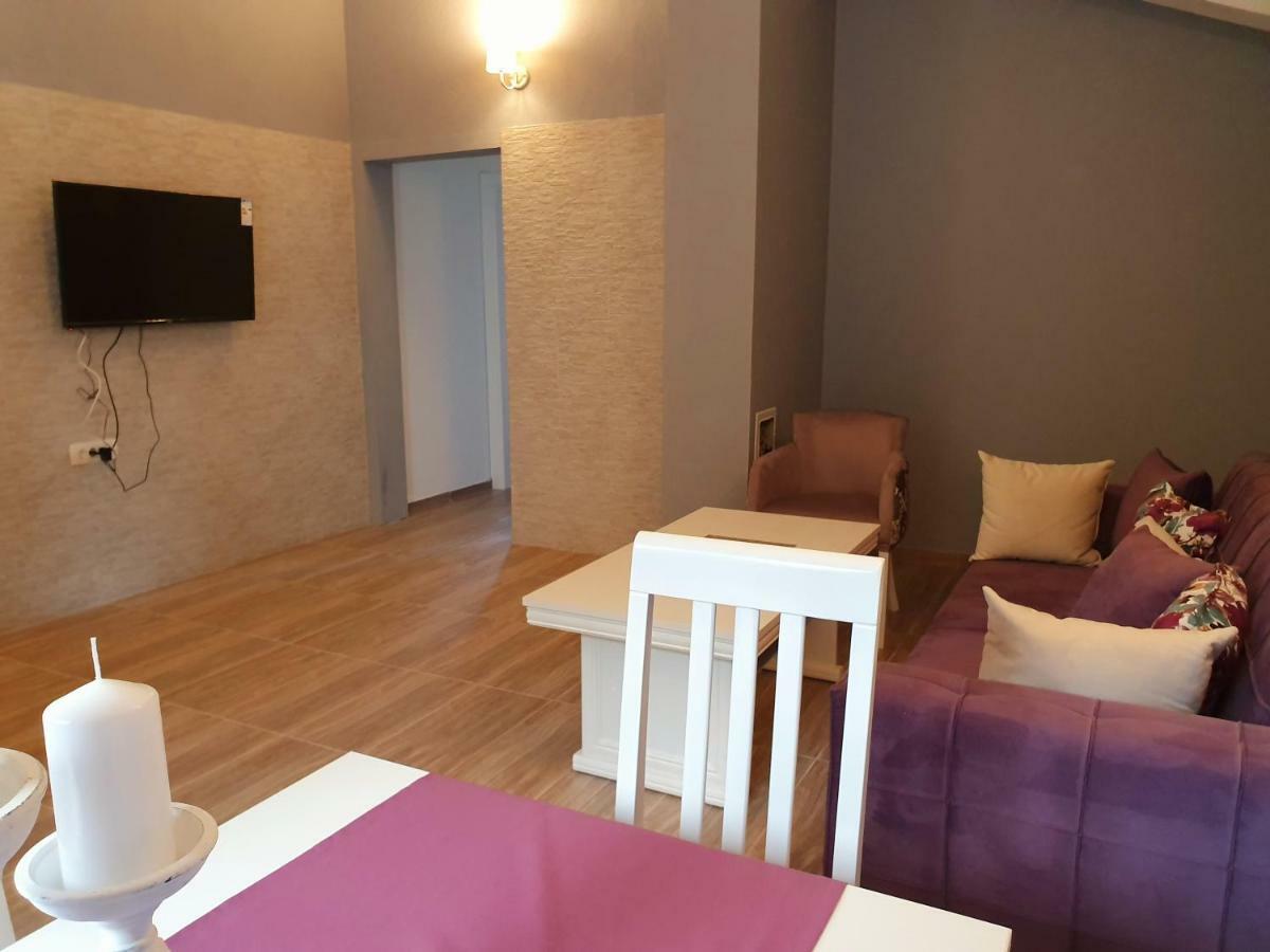 Apartments Kingfisher Virpazar Eksteriør billede