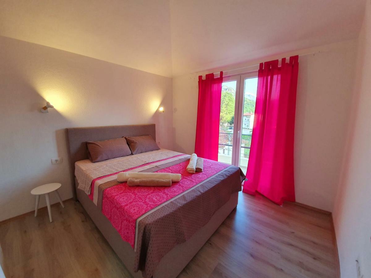 Apartments Kingfisher Virpazar Eksteriør billede