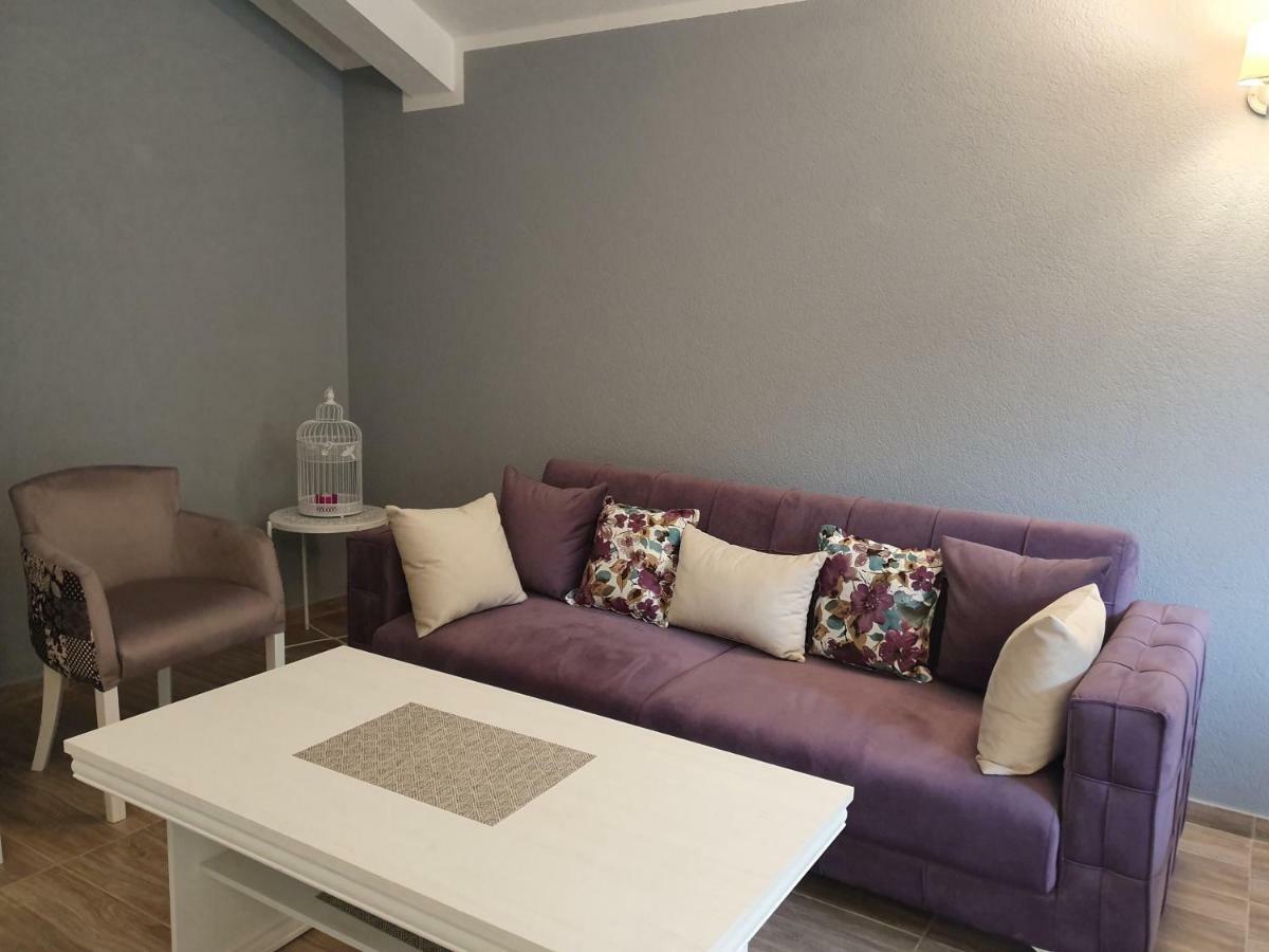 Apartments Kingfisher Virpazar Eksteriør billede
